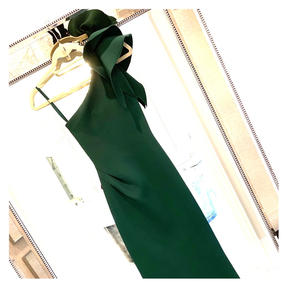 Gorgeous emerald Jovani evening gown